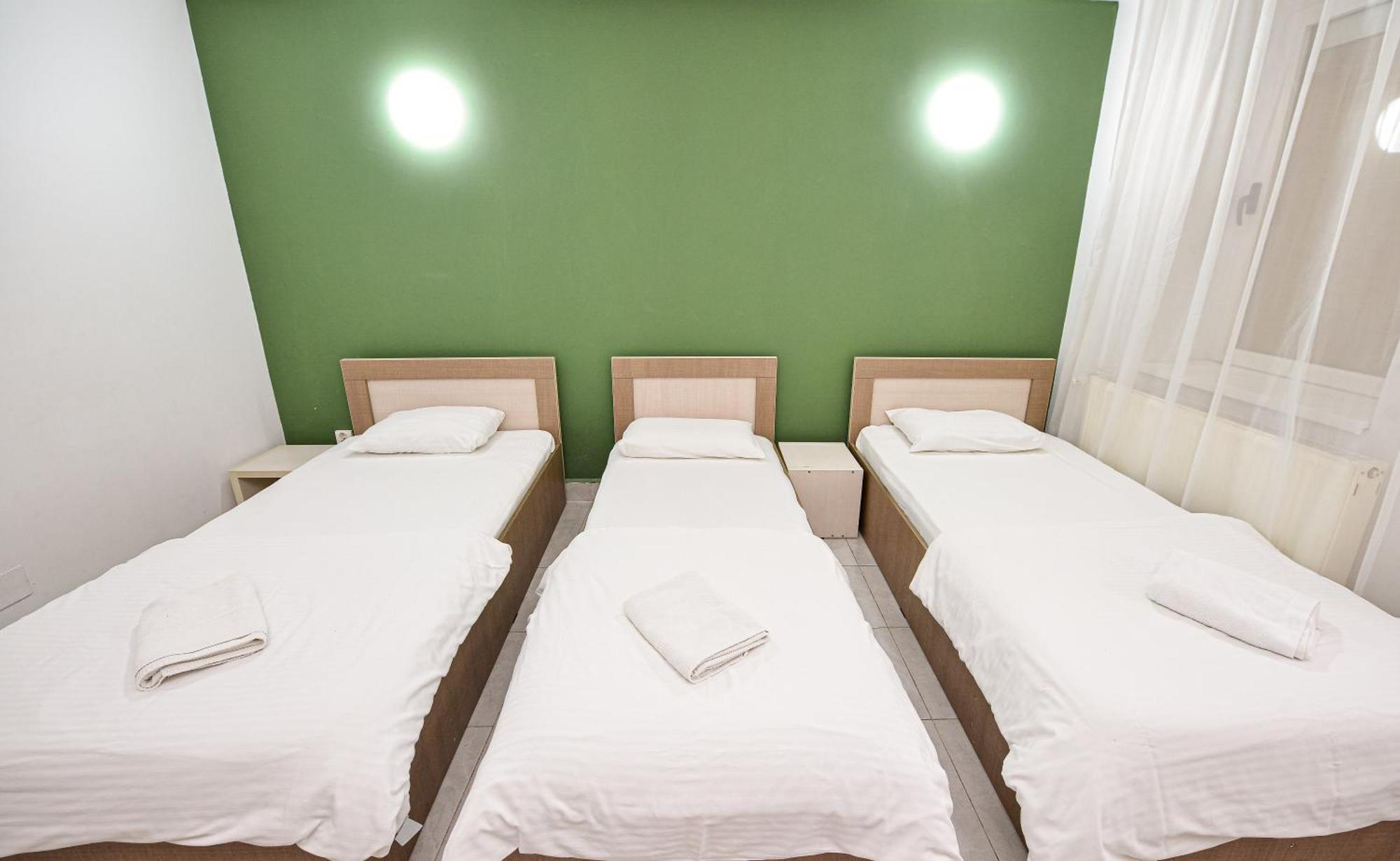 The Lincoln Suites - Central Shabbat Friendly Apartments Bukarest Kültér fotó